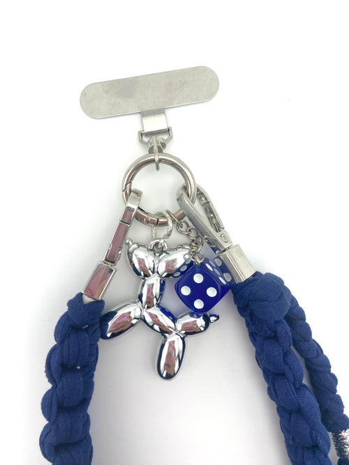 Grigri Tokyo en macramé bleu marine