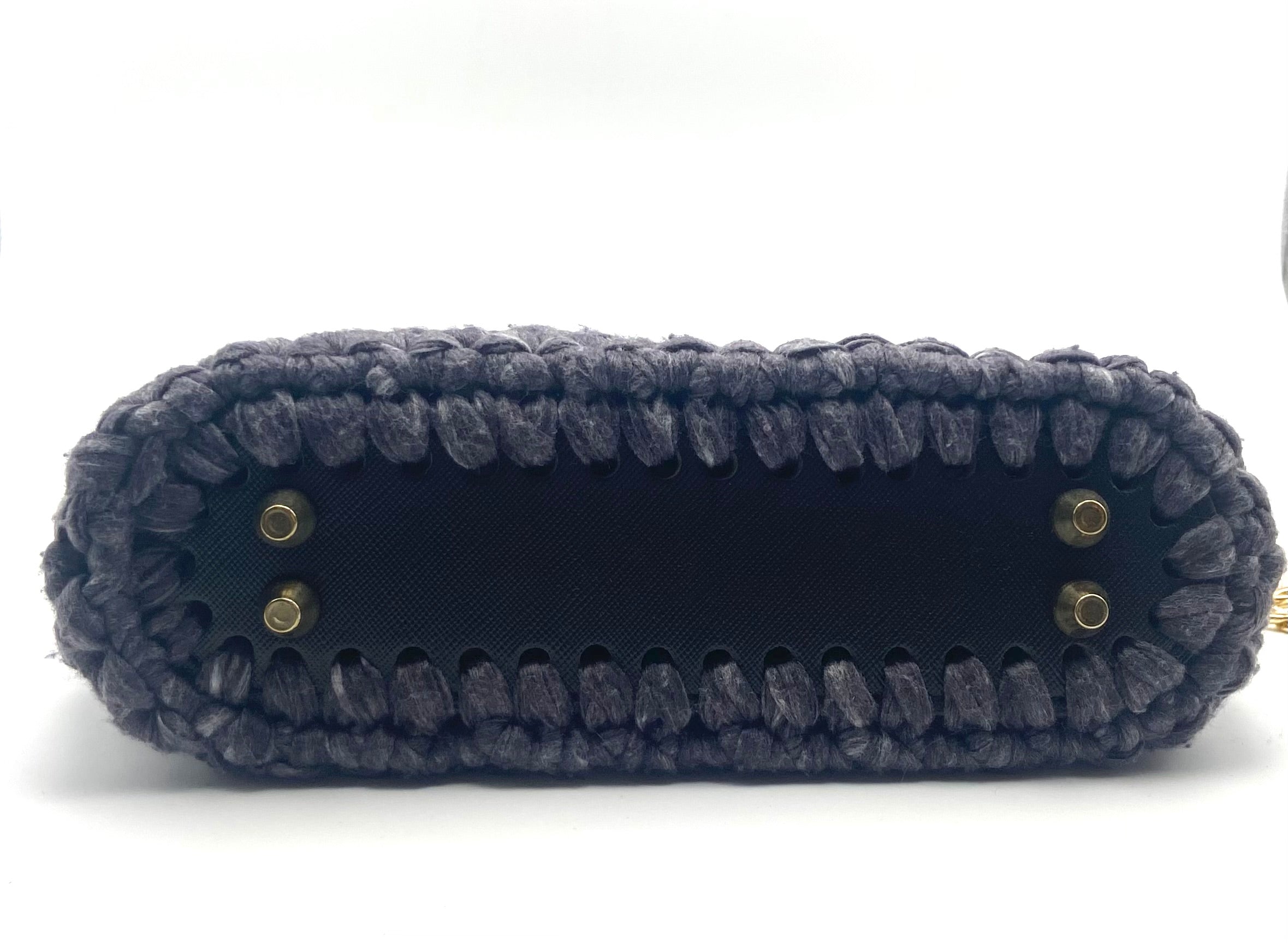 Sac Calvi en crochet noir délavé