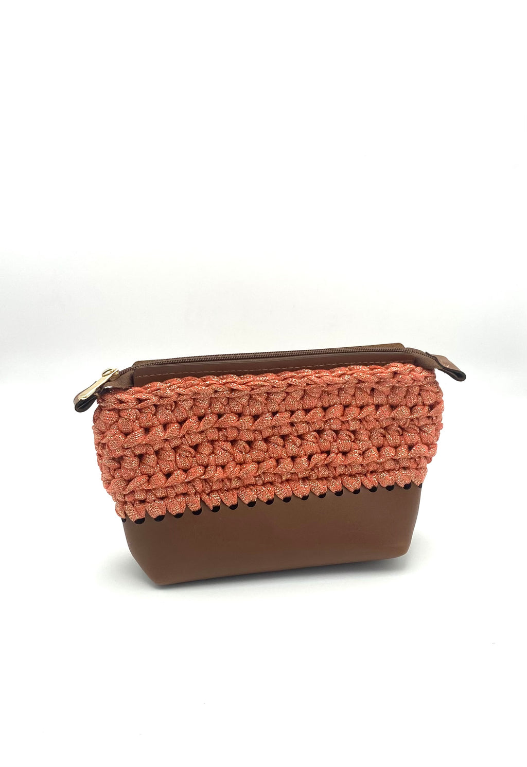 Trousse en crochet camel et lurex orange