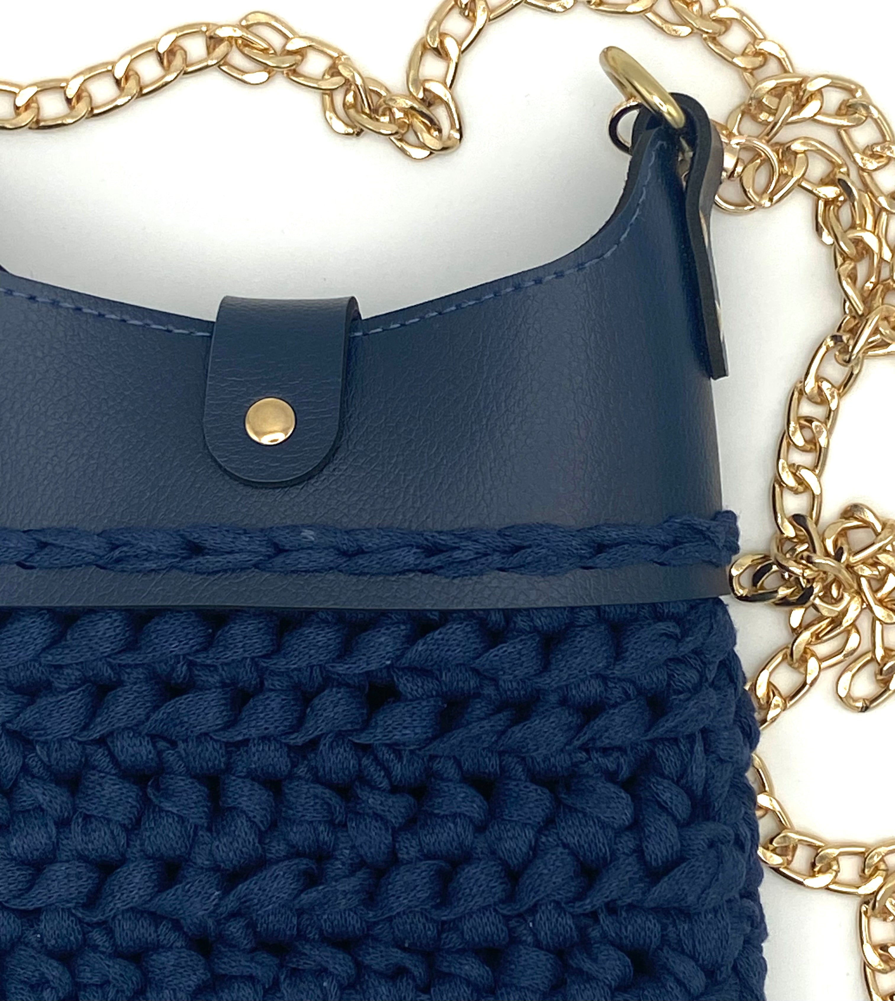 Pochette Milan en crochet marine