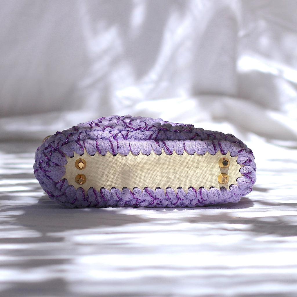 Petit sac au crochet violet et parme métallisé