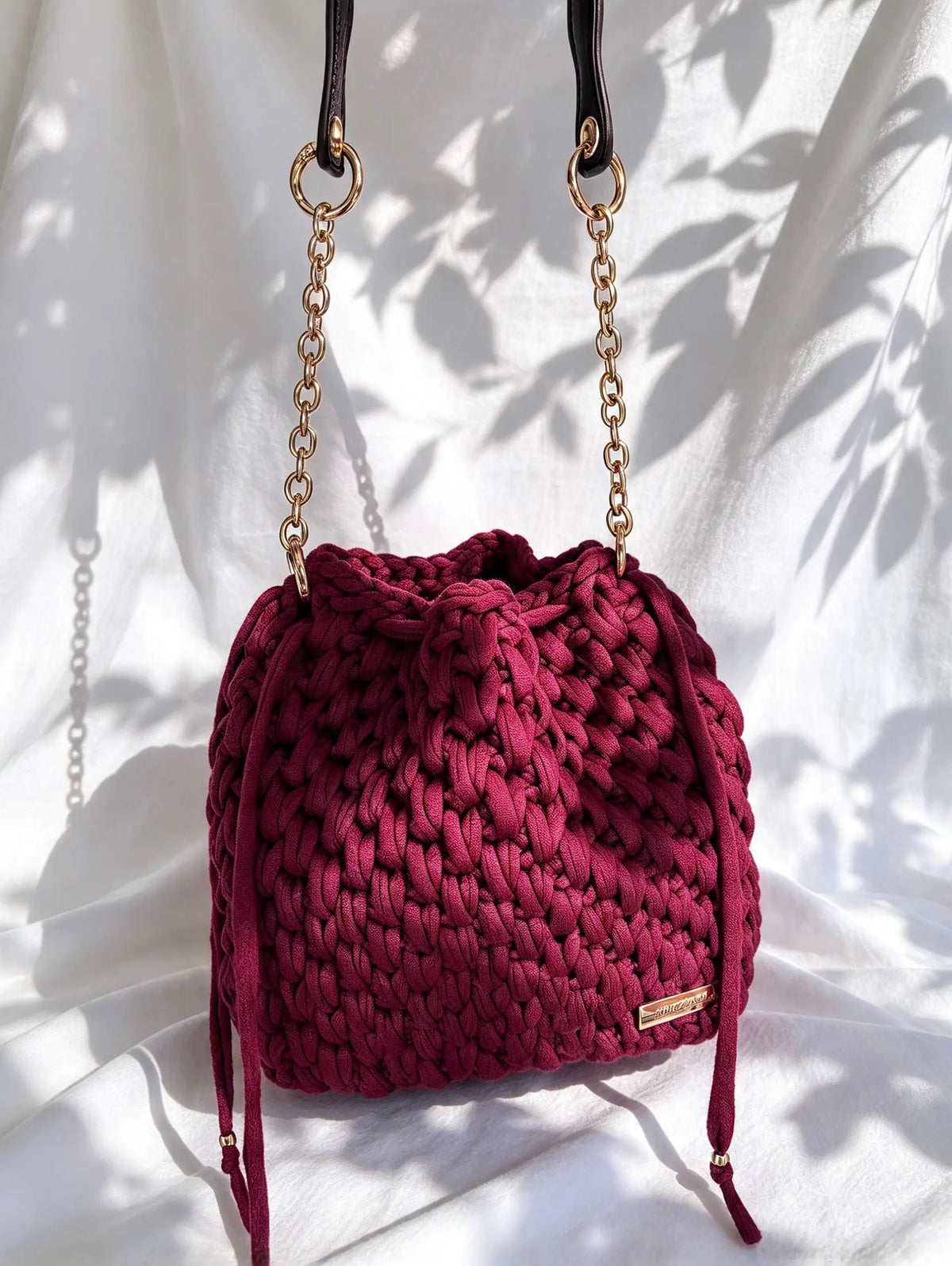 Petit sac bourse au crochet bordeaux. Fait main en France
