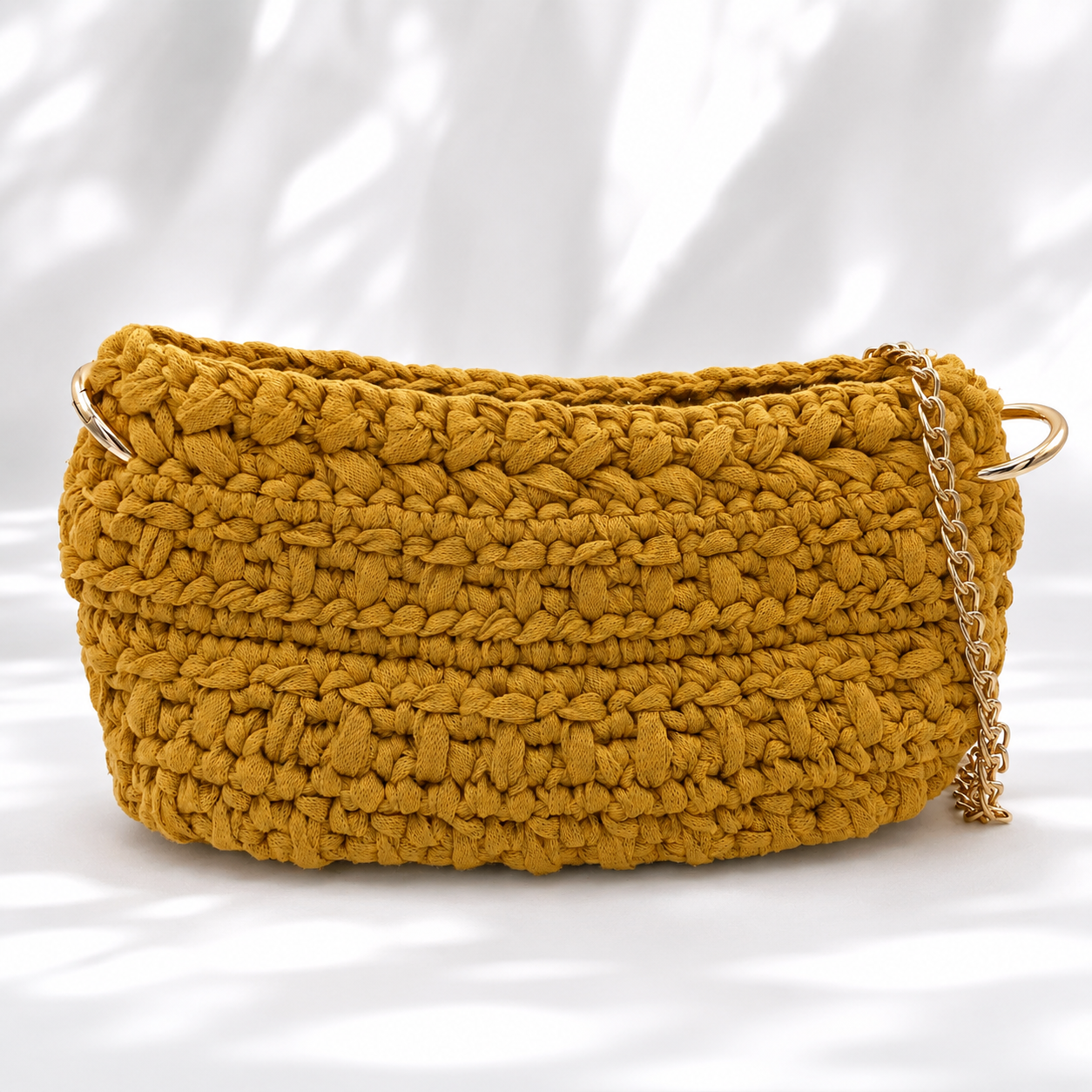 Sac bandoulière au crochet safran