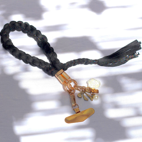 Grigri en macramé noir et lurex