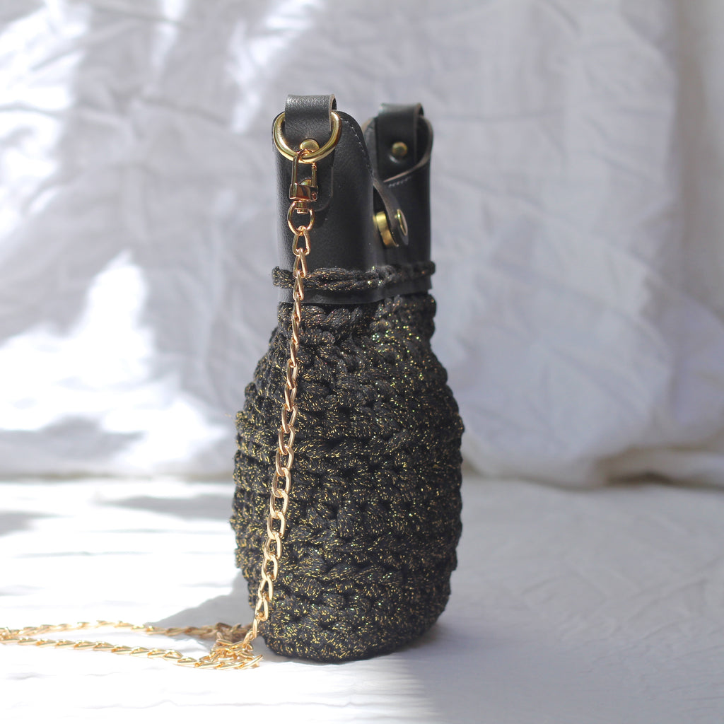 Pochette bandoulière au crochet lurex noir et doré