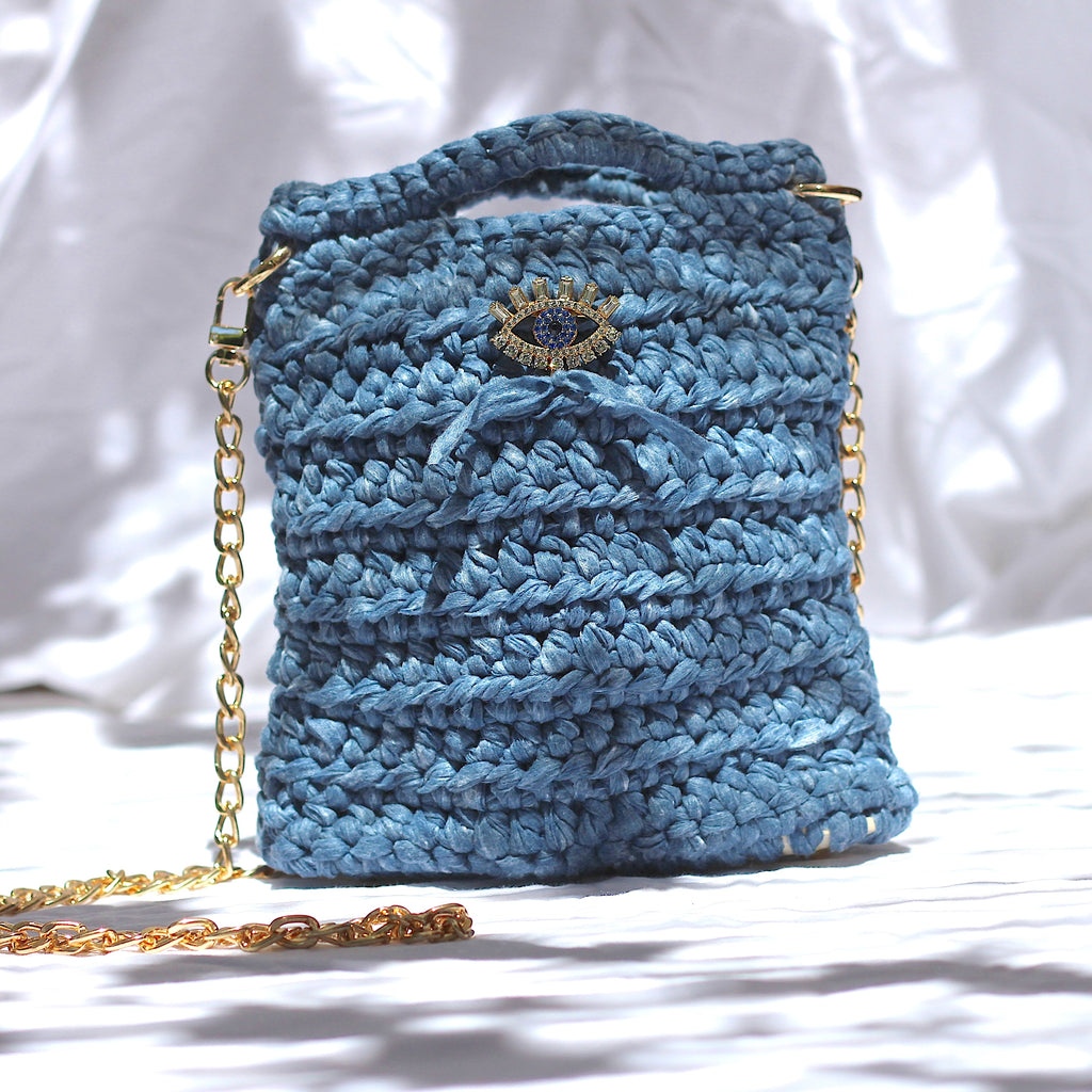 Sac bandoulière au crochet bleu jean
