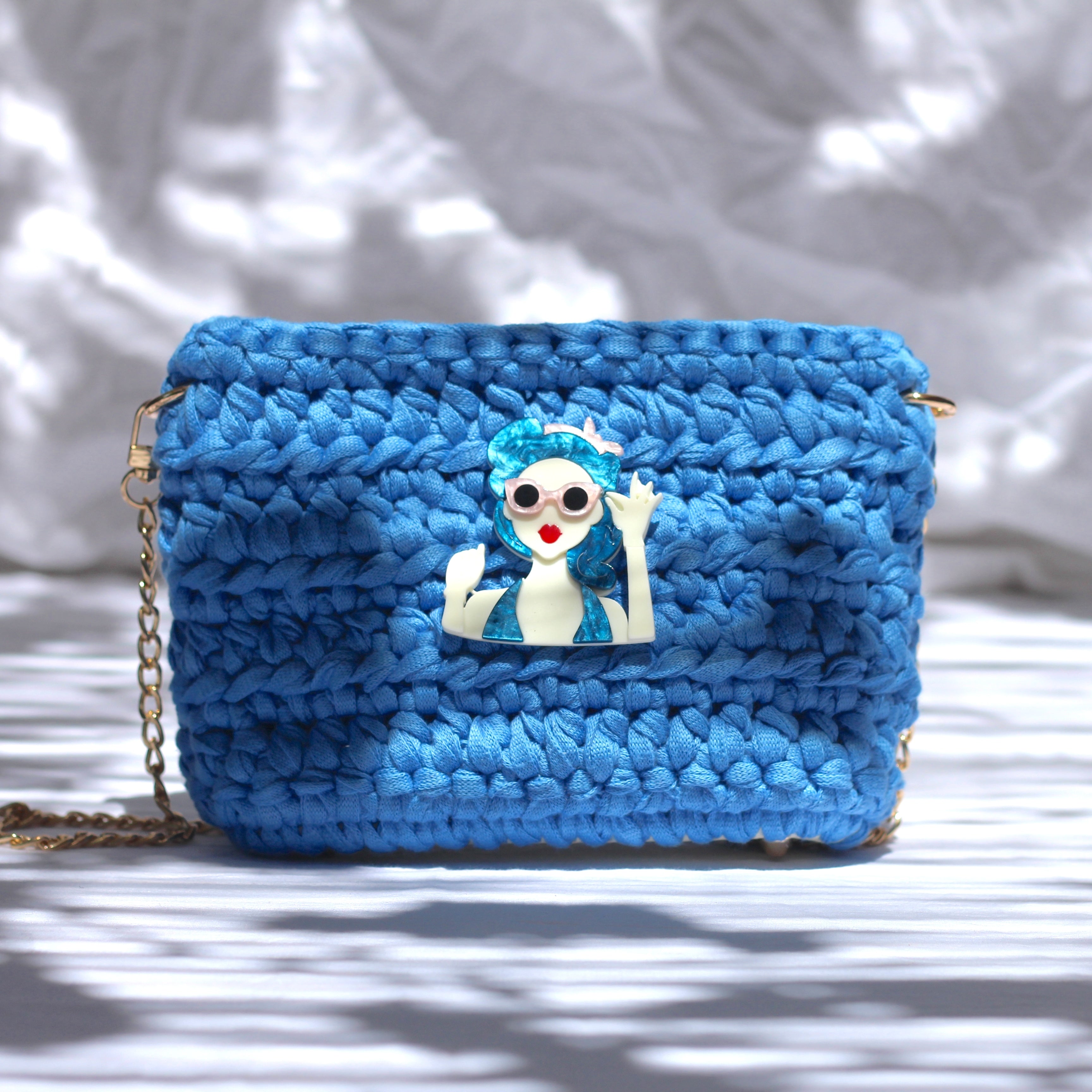 Petit sac au crochet bleu