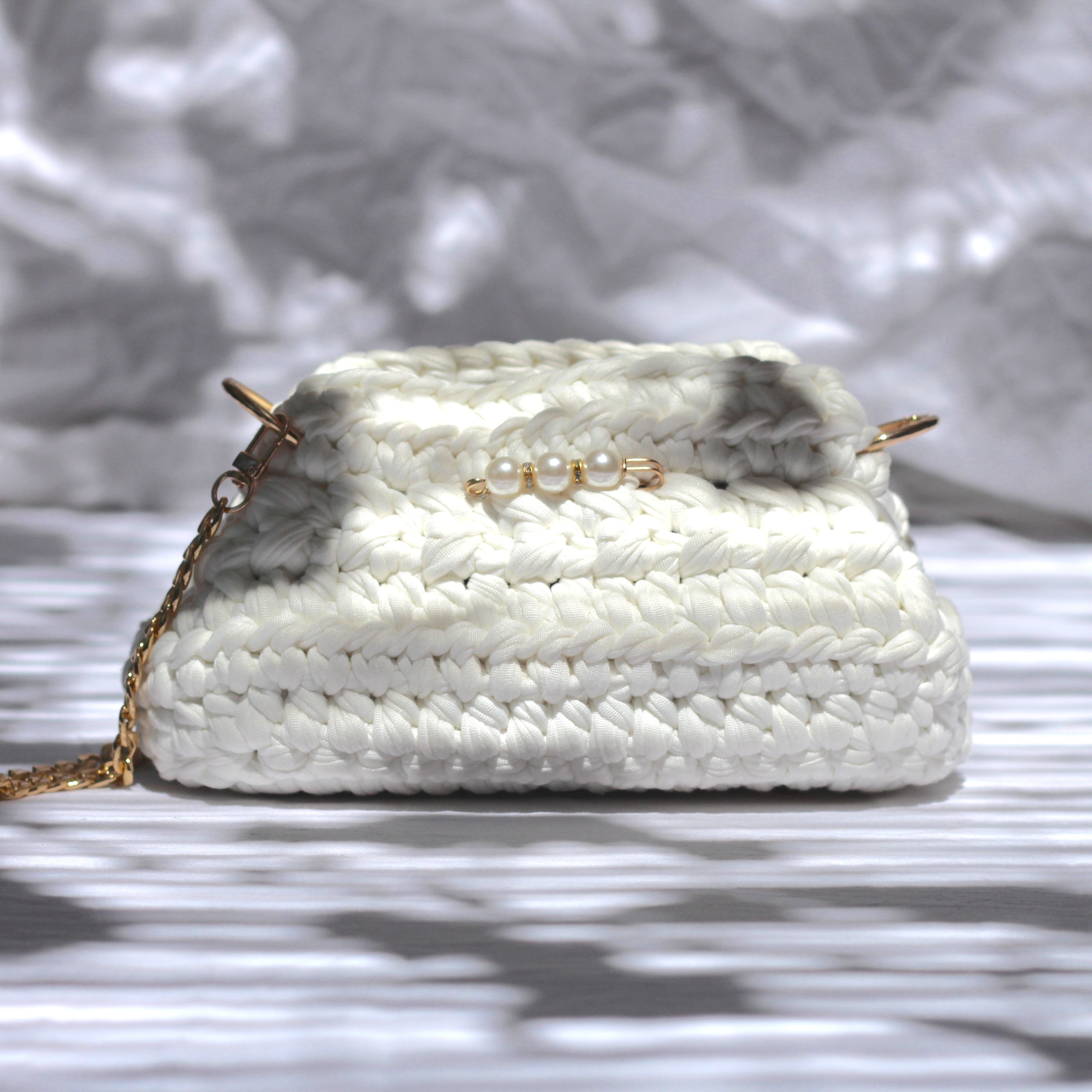 Sac bandoulière au crochet blanc
