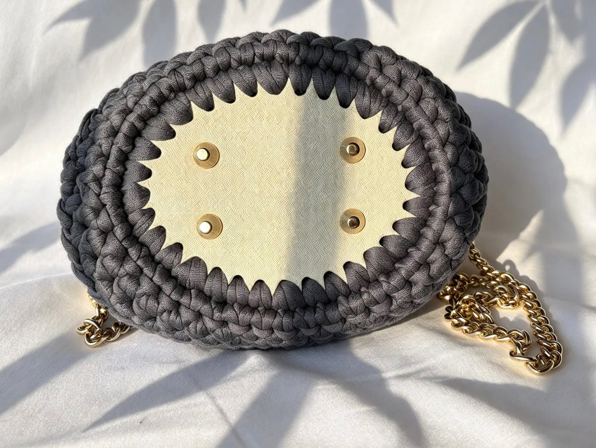 Sac au crochet gris bleuté. Fait main en France